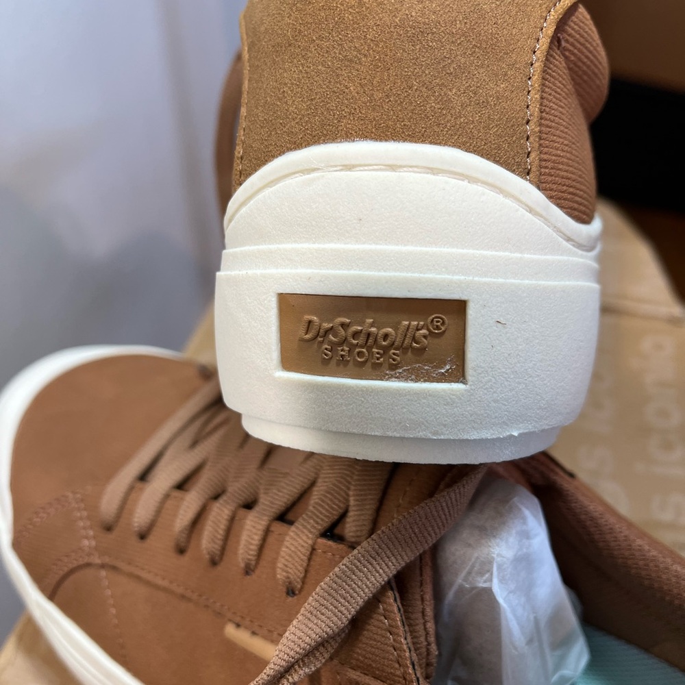 Dr. Scholl’s Platforms Sneakers.  Size:  8 - Picture 9 of 11
